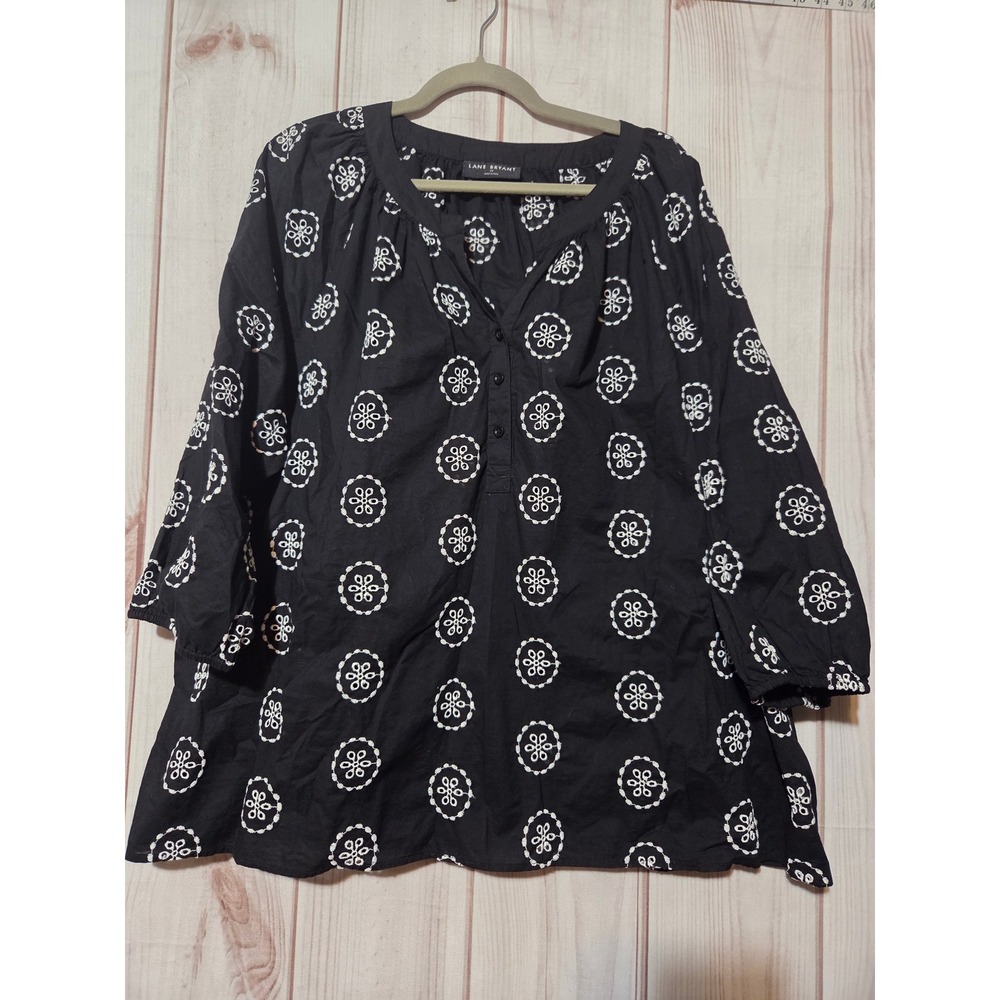 Lane Bryant‎ Black White Embroidered Medallion Split Neck Blouse 22 Whimsigoth